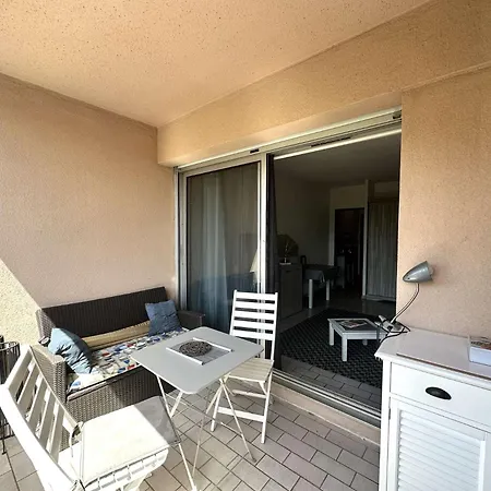 Appartement Hyealb - Pour 3 Personnes Sur Le Port D'hyères Hyères
