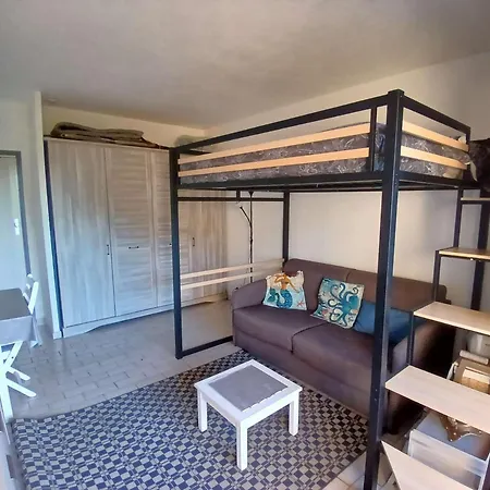 Hyealb - Pour 3 Personnes Sur Le Port D'hyères Appartement *